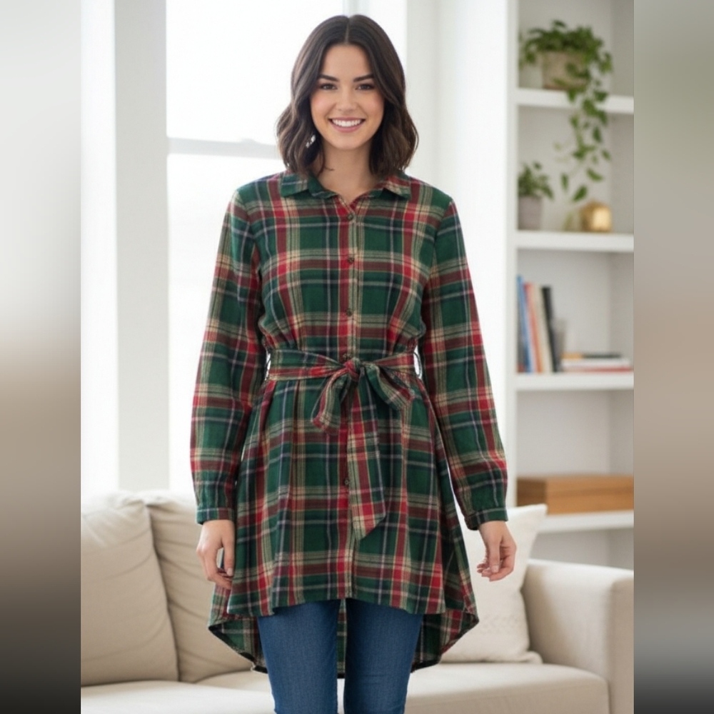 NWT BloomChic plaid hi low top 14